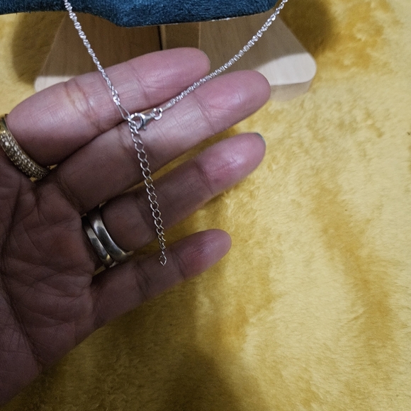 Flores Para Guadalupe Necklace - Picture 3 of 3